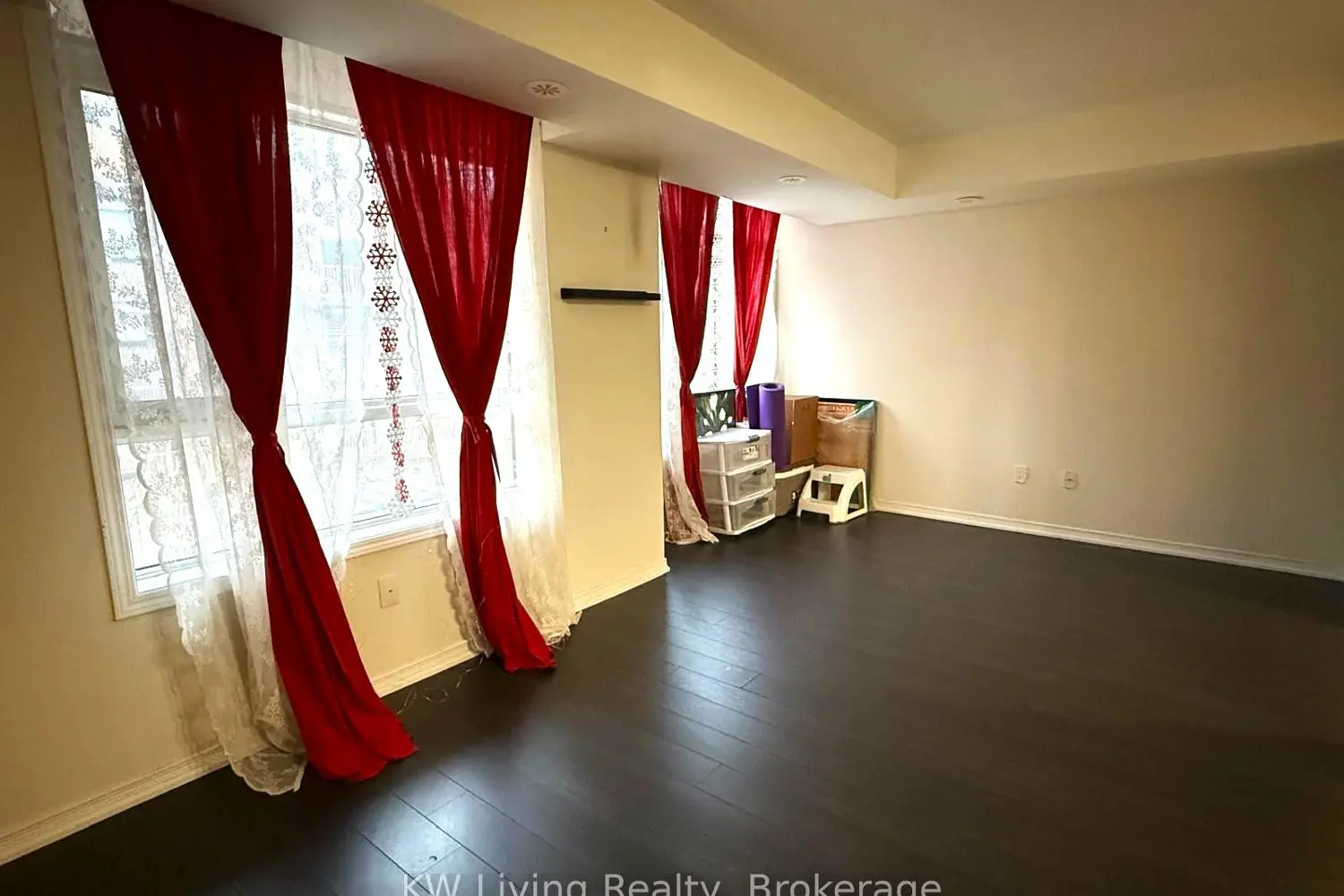 1070 Progress Avenue 304 photo 5