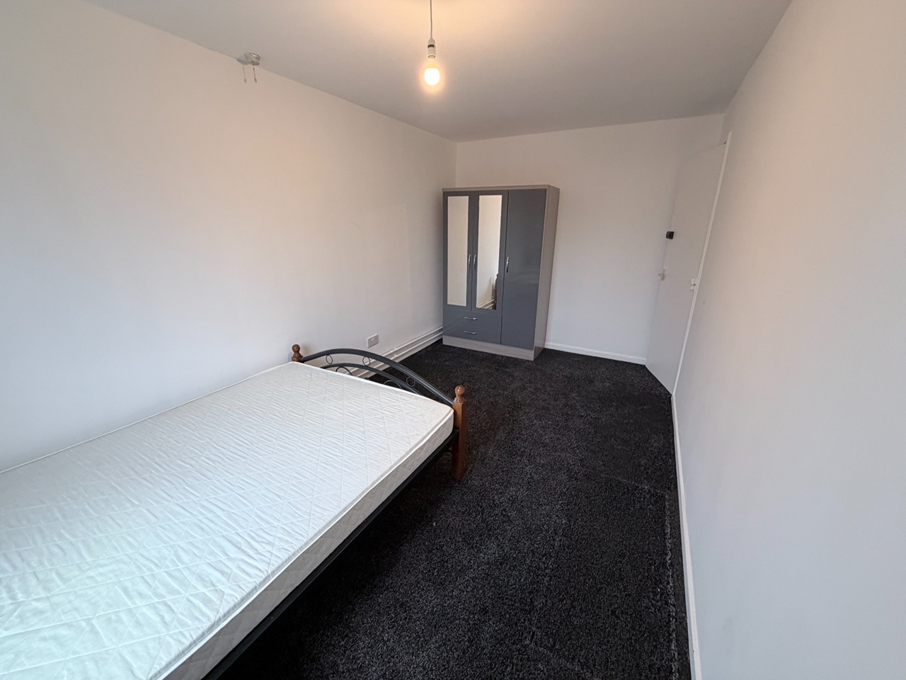 Room in a Shared Flat, Borrett Close, SE17, N1 7GU photo 4
