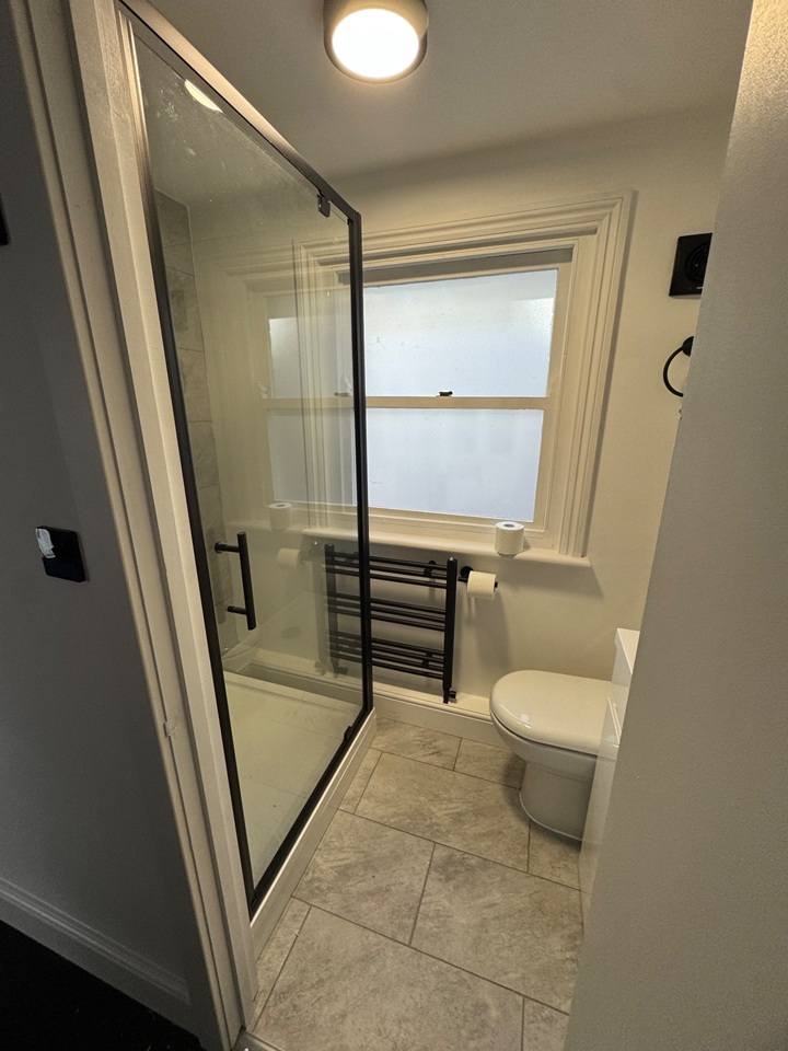 Additional image 18 of 2 Bed Flat, Plantation Wharf, SW11, N1 7GU
