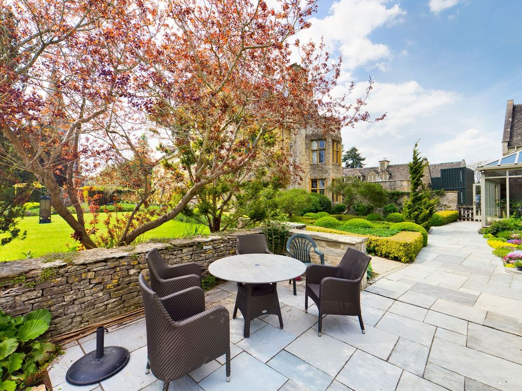 Additional image 10 of 2 bed flat for salePrebendal Court, Station Road, Shipton-Under-Wychwood, Chipping Norton OX7
