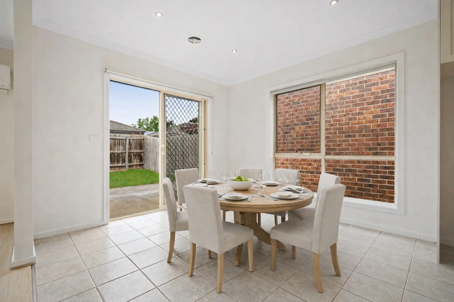 Additional image 8 of 2/19 Cootamundra Court, Werribee VIC 3030