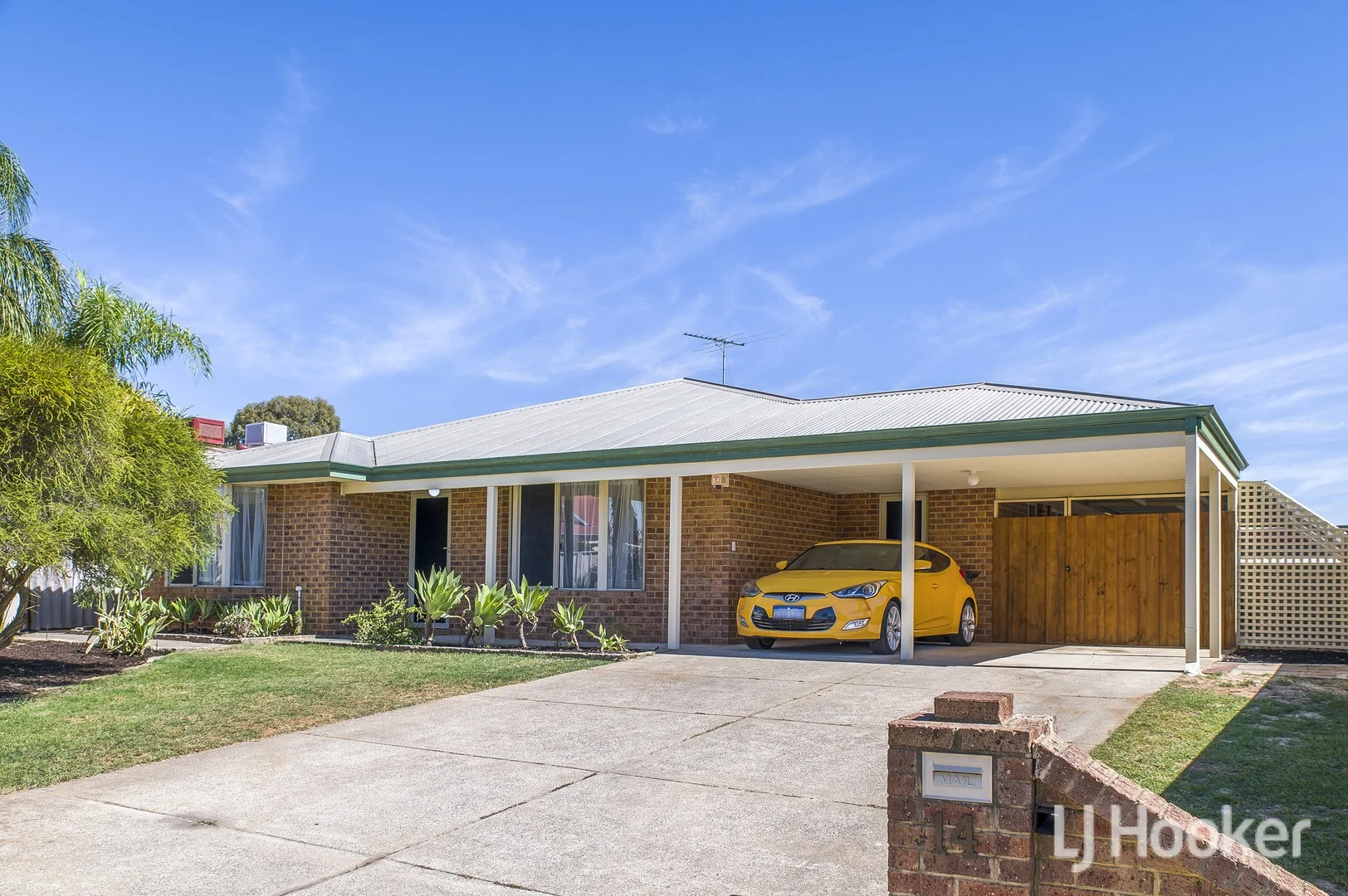 14 Vanilla Glade, Kenwick WA 6107