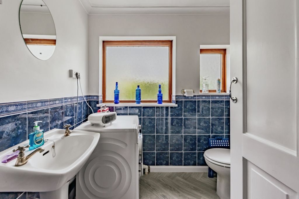 Additional image 14 of 3 bed detached house for saleAxes Lane, Redhill RH1
