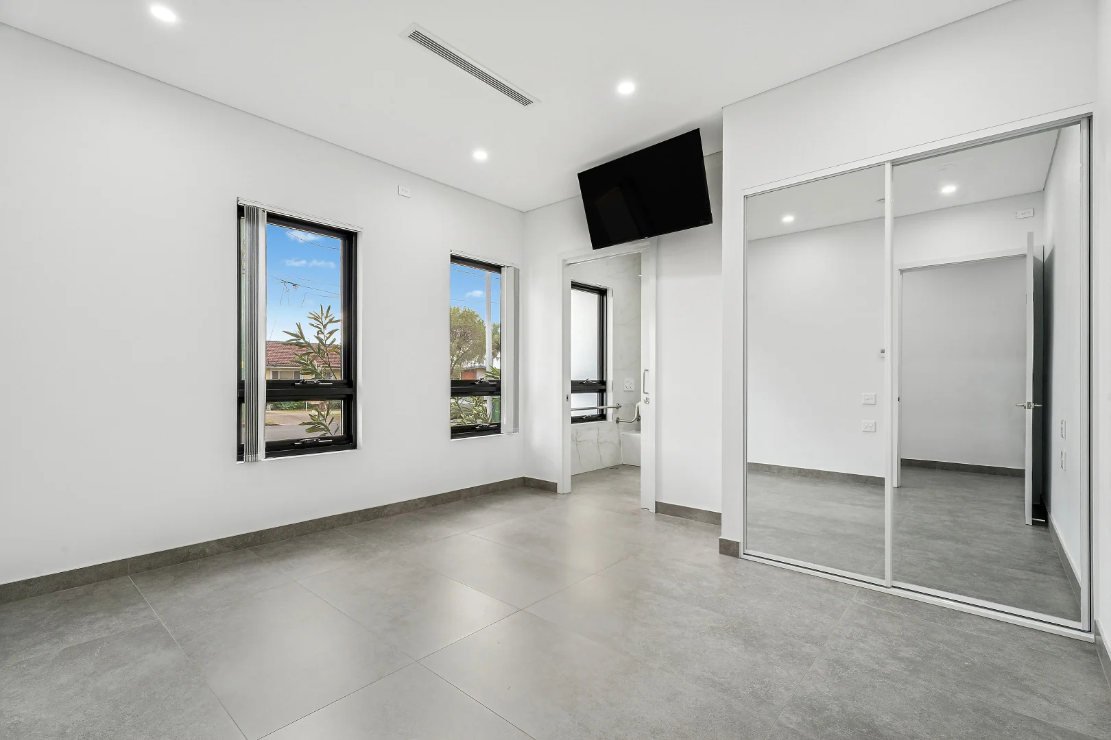 Additional image 13 of 6 Tully Avenue, Liverpool NSW 2170