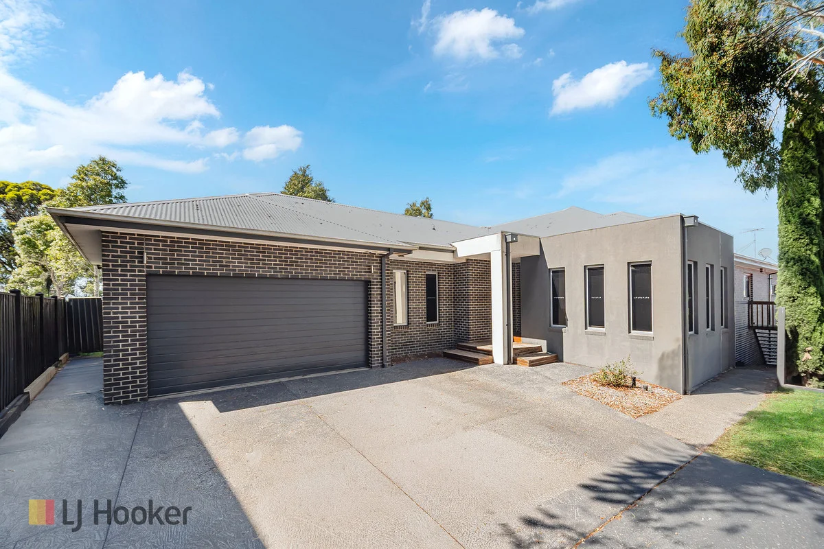17 Beau Vista Drive, Craigieburn VIC 3064