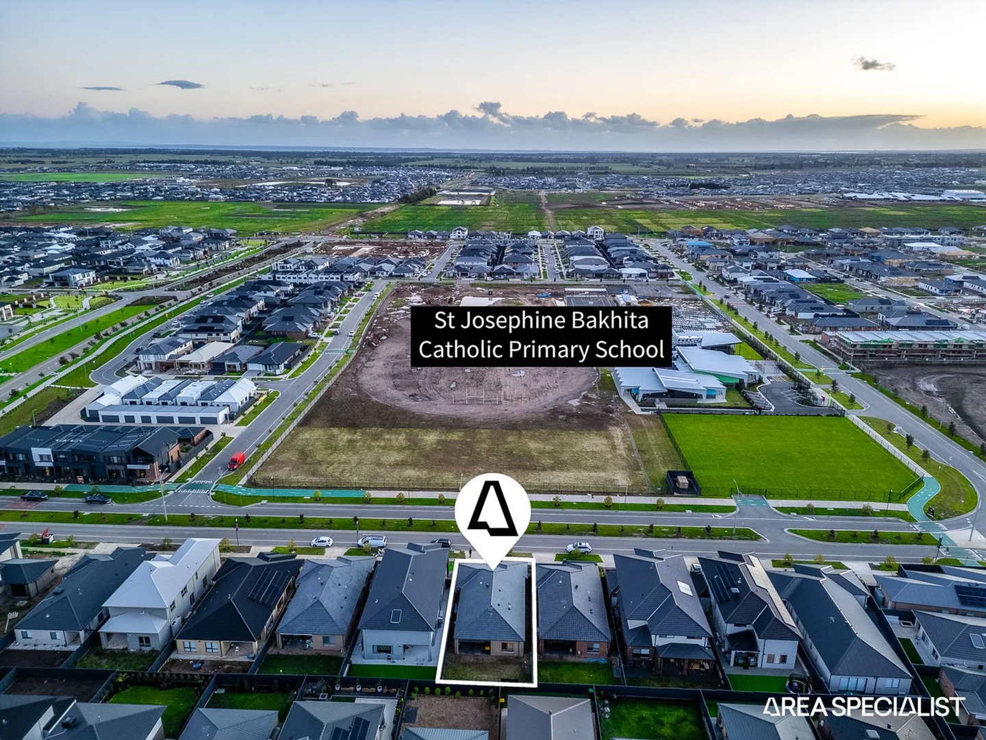 Additional image 11 of 18 Croft Drive, Clyde North VIC 3978
