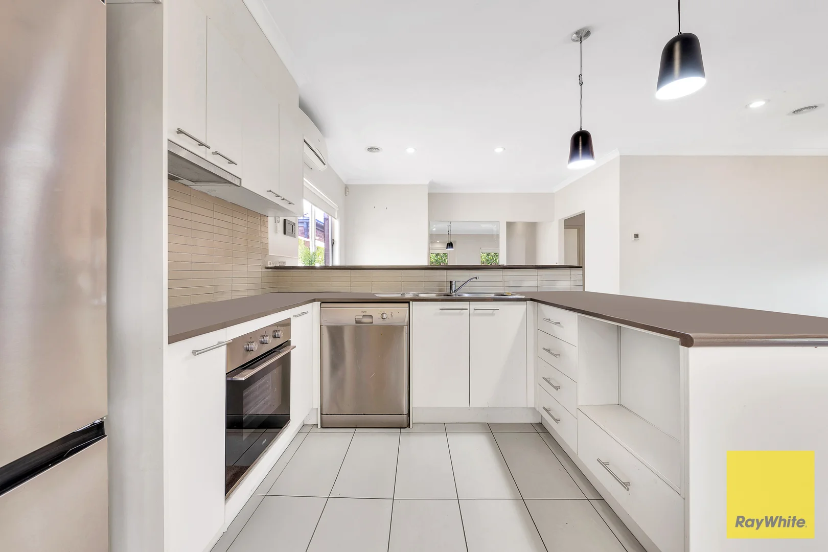 Additional image 5 of 85 Rippleside Terrace, Tarneit VIC 3029