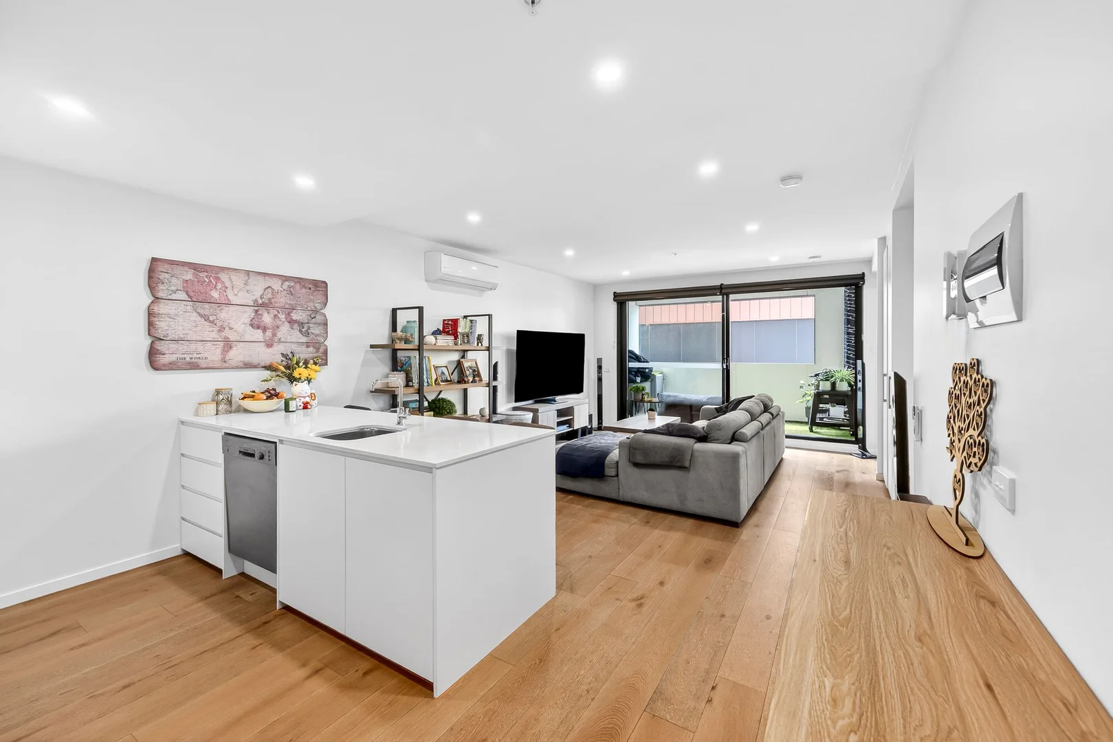Additional image 2 of 318/148 Bellerine Street, Geelong VIC 3220