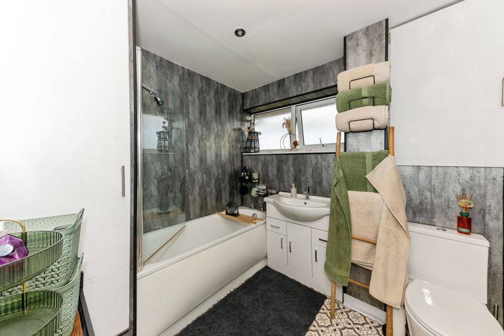 Additional image 13 of 3 bed semi-detached house for saleLabrador Drive, Broughton, Brigg DN20