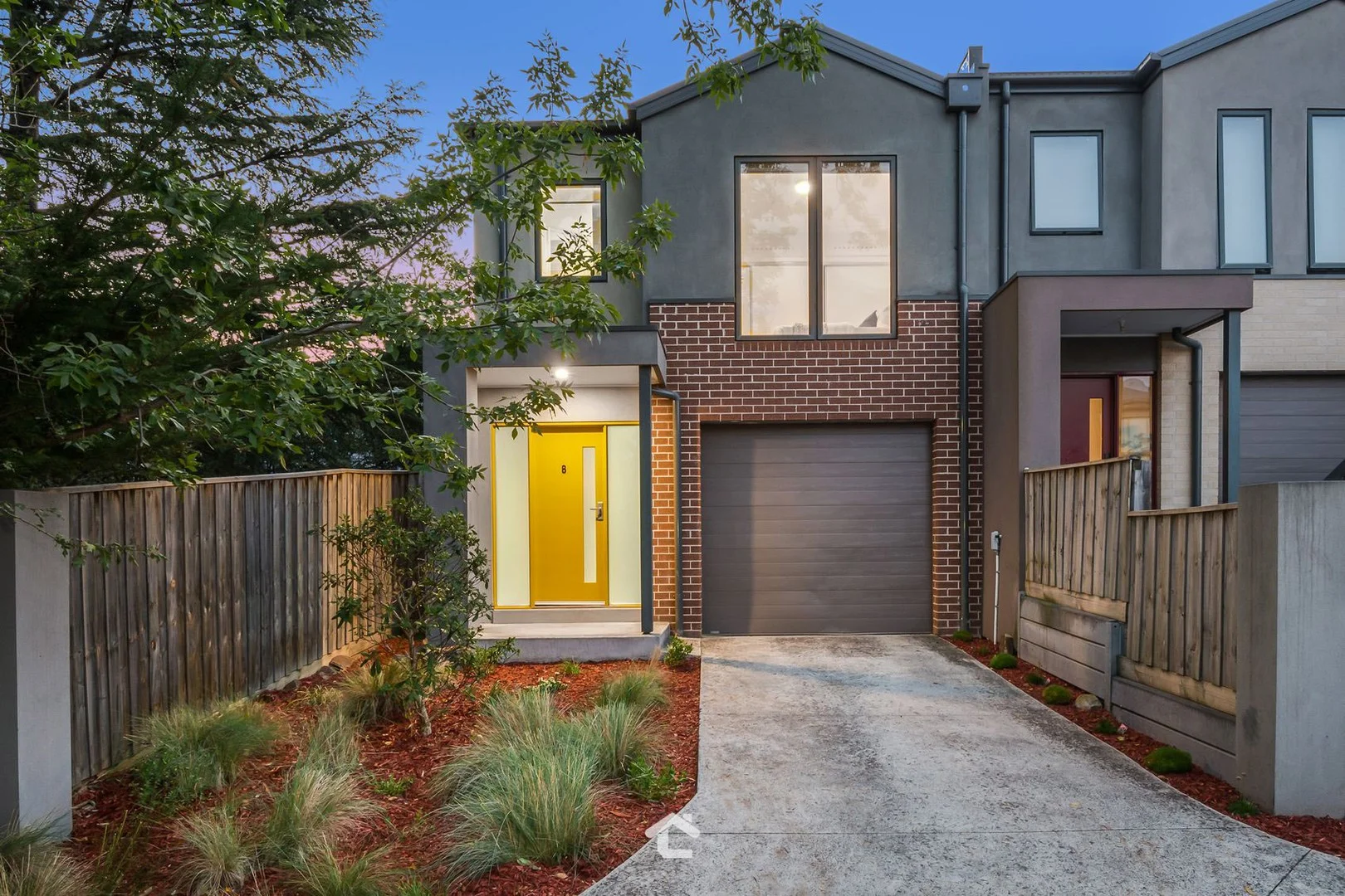 8 Toby Place, Mooroolbark VIC 3138