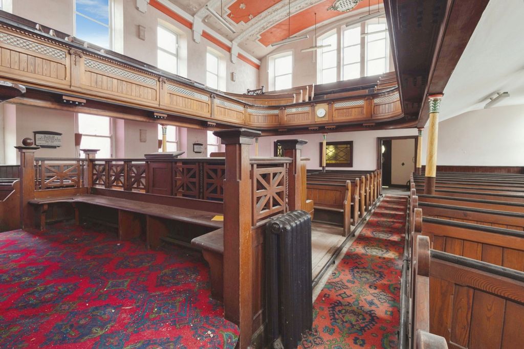 Additional image 10 of 8 bed property for saleNorton Road, Penygroes, Llanelli, Carmarthenshire SA14