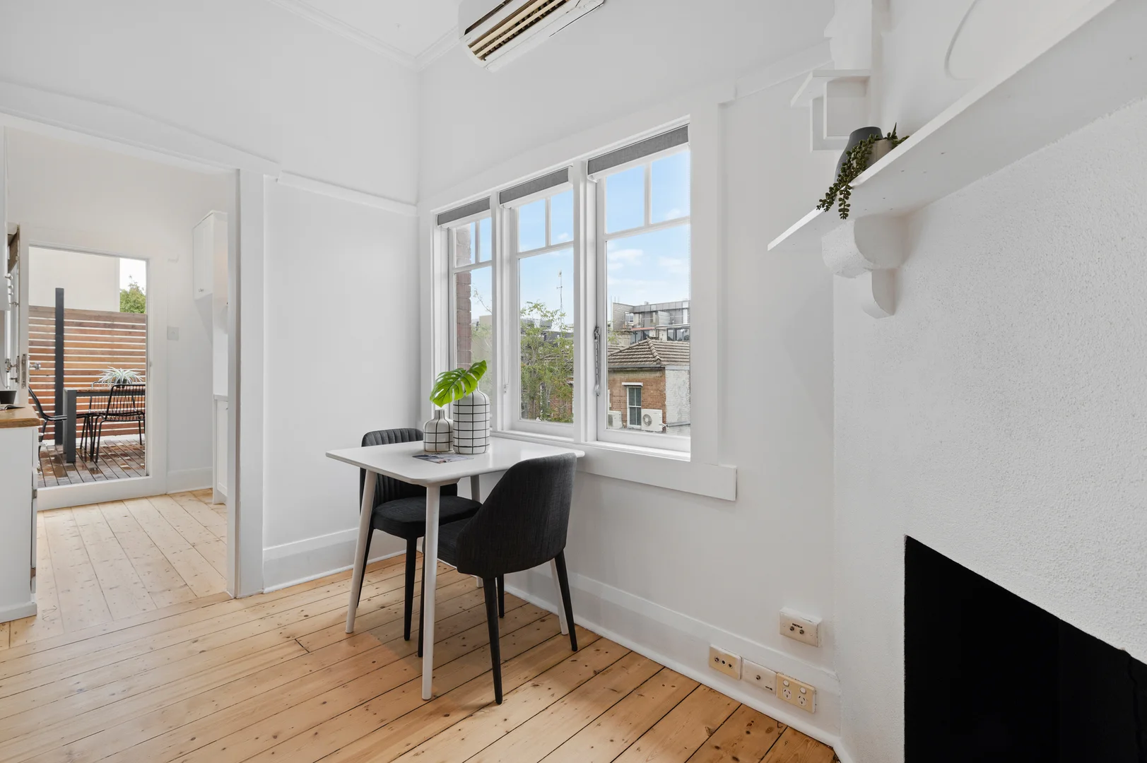 Additional image 5 of 6/98 Barkly Street, St Kilda VIC 3182
