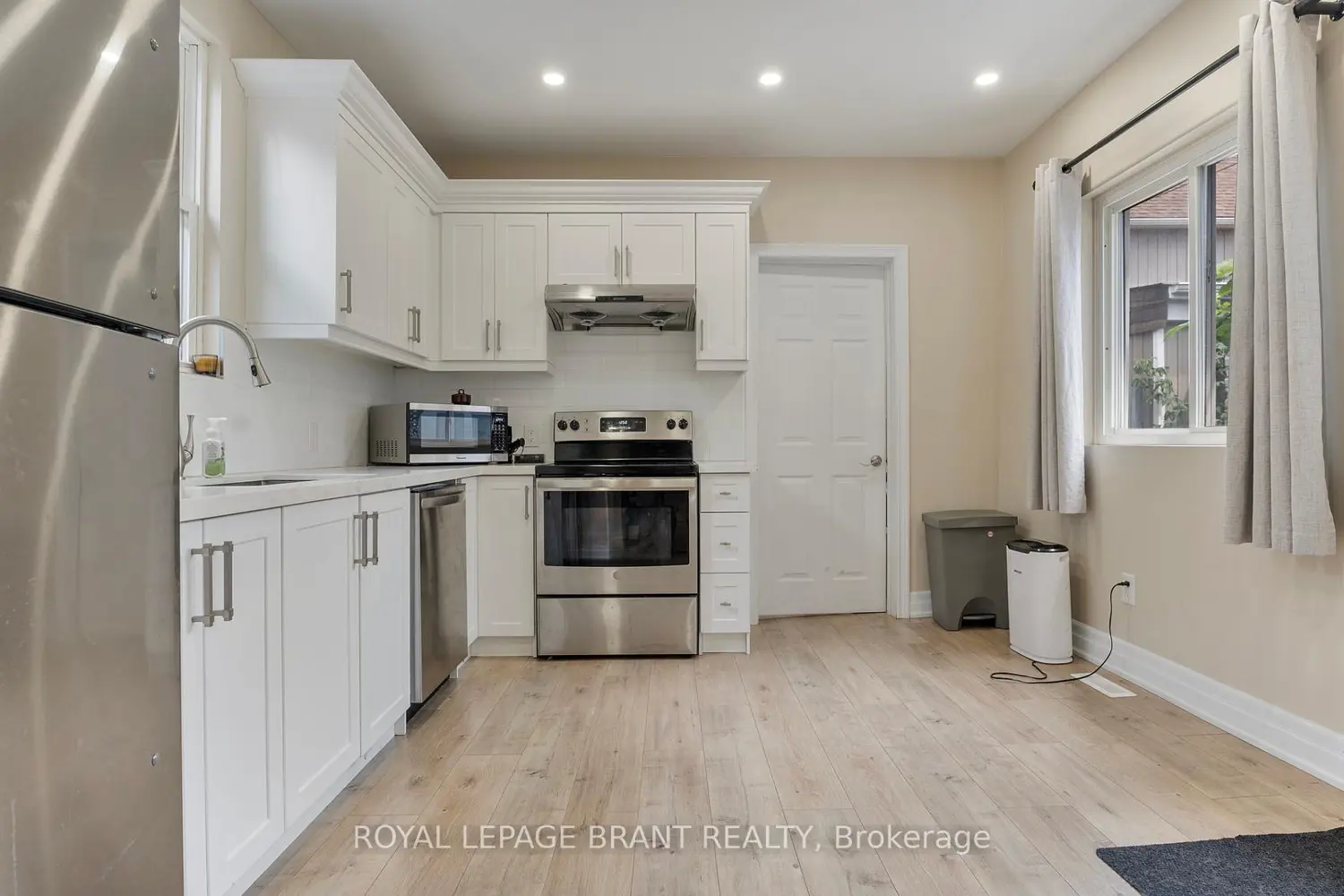 Additional image 7 of 33 Highland Avenue