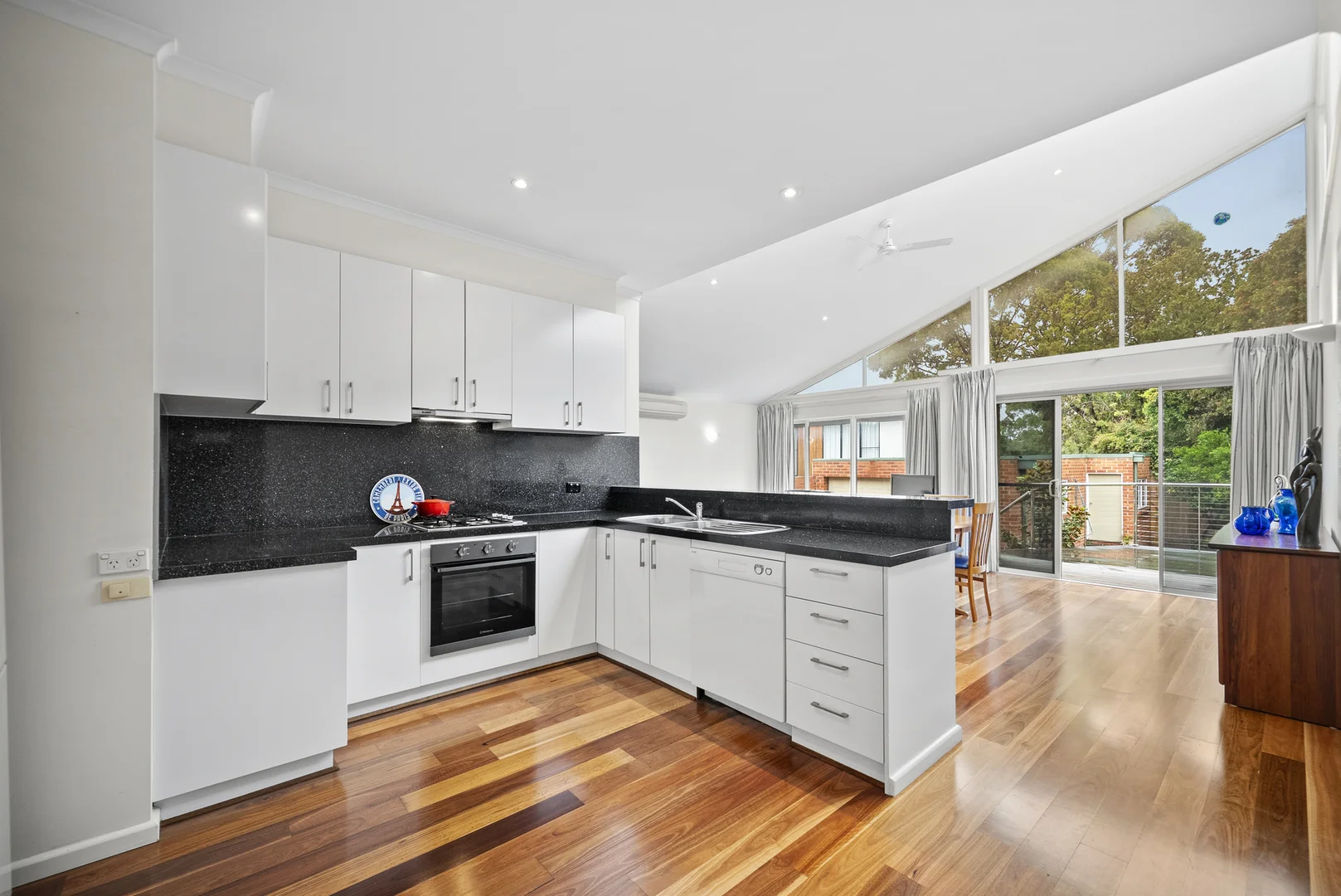 Additional image 3 of 23 Summerhill Road, Beaumaris VIC 3193