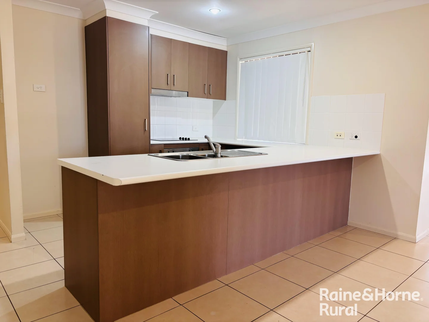 Additional image 2 of 14 Beetson Drive, Roma QLD 4455