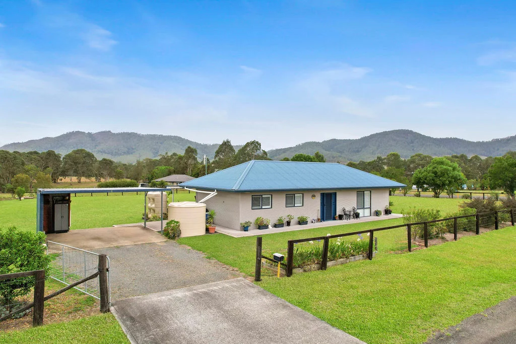 2 Ironbark Close, Gloucester NSW 2422 photo 2