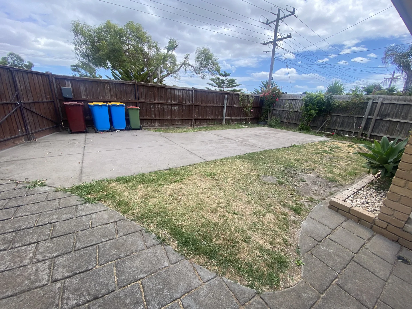 Additional image 2 of 33 Camms Road, Cranbourne VIC 3977