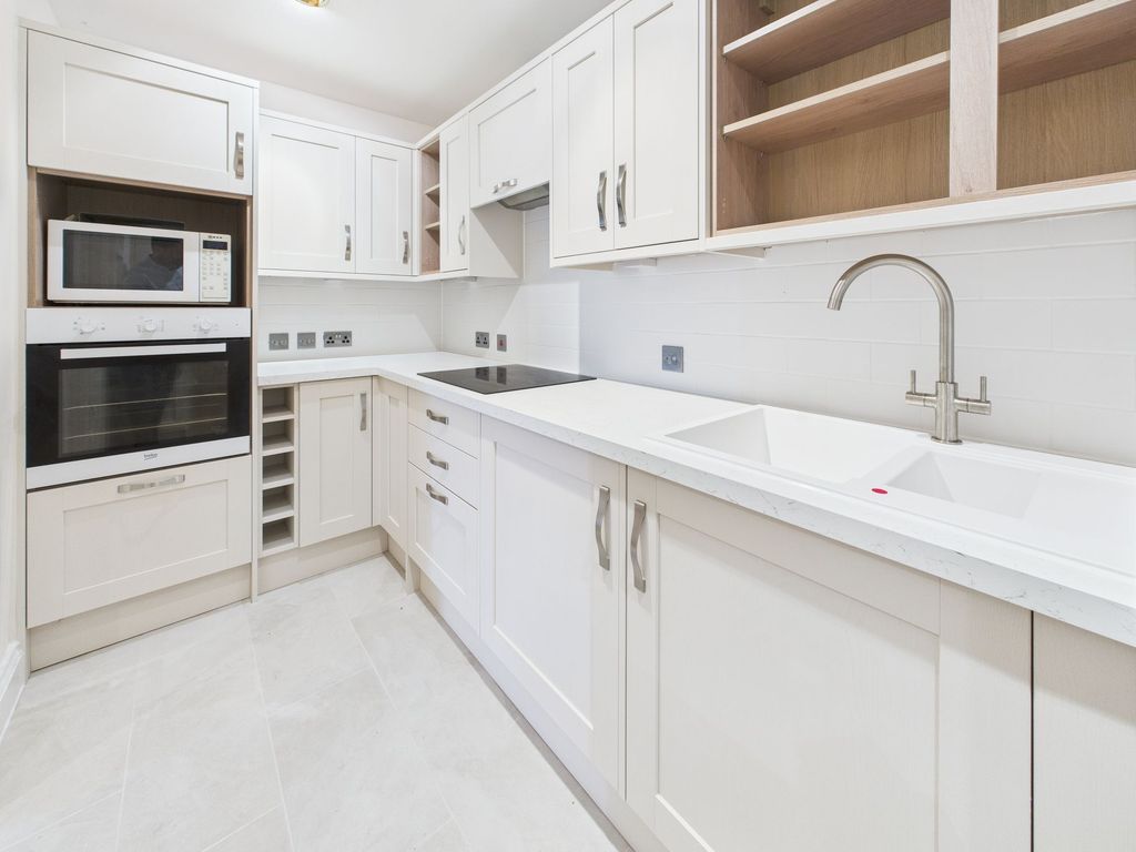Additional image 2 of 2 bed flat for salePrebendal Court, Station Road, Shipton-Under-Wychwood, Chipping Norton OX7