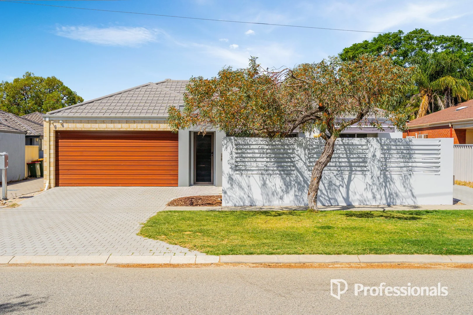 26A Tetworth Crescent, Nollamara WA 6061