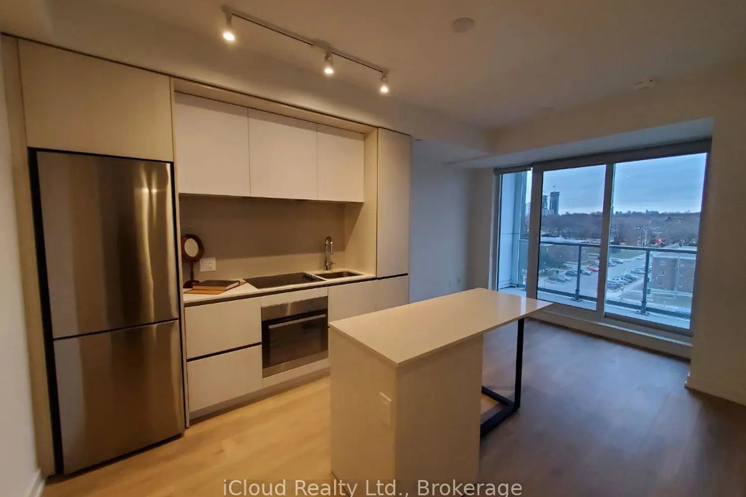 Additional image 3 of 225 Sumach Street 610