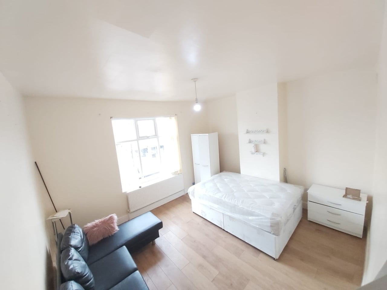 2 Bed Flat, Small Heath, B9, N1 7GU photo 2