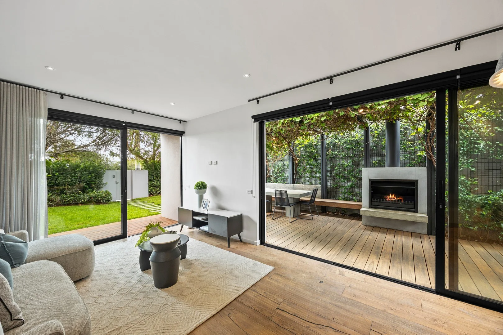 228a Beach Road, Black Rock VIC 3193