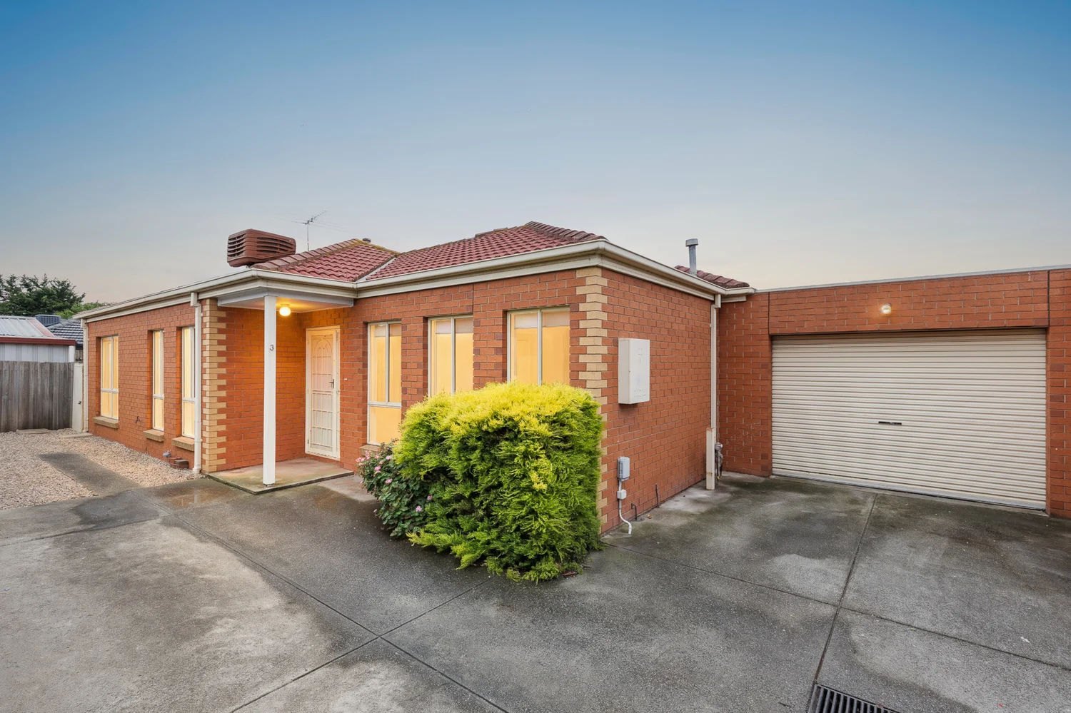 3/53 Pecks Road, Sydenham VIC 3037