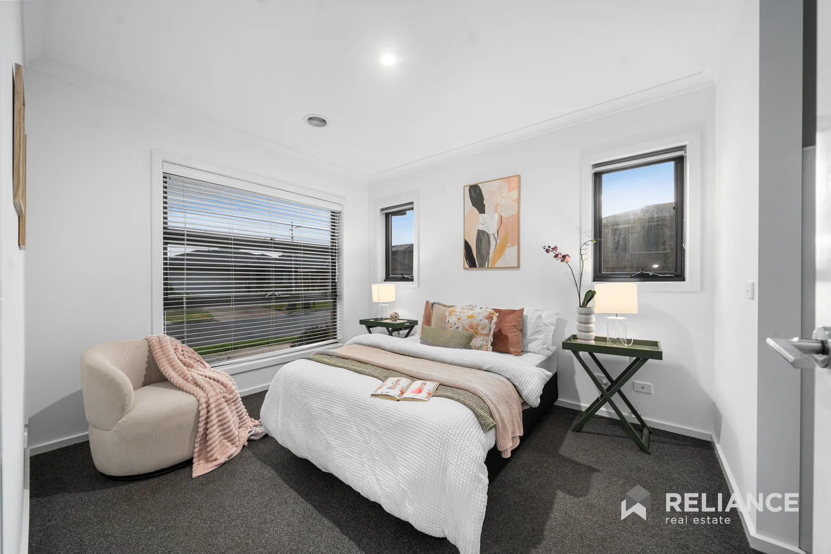 Additional image 11 of 32 Surround Drive, Mambourin VIC 3024