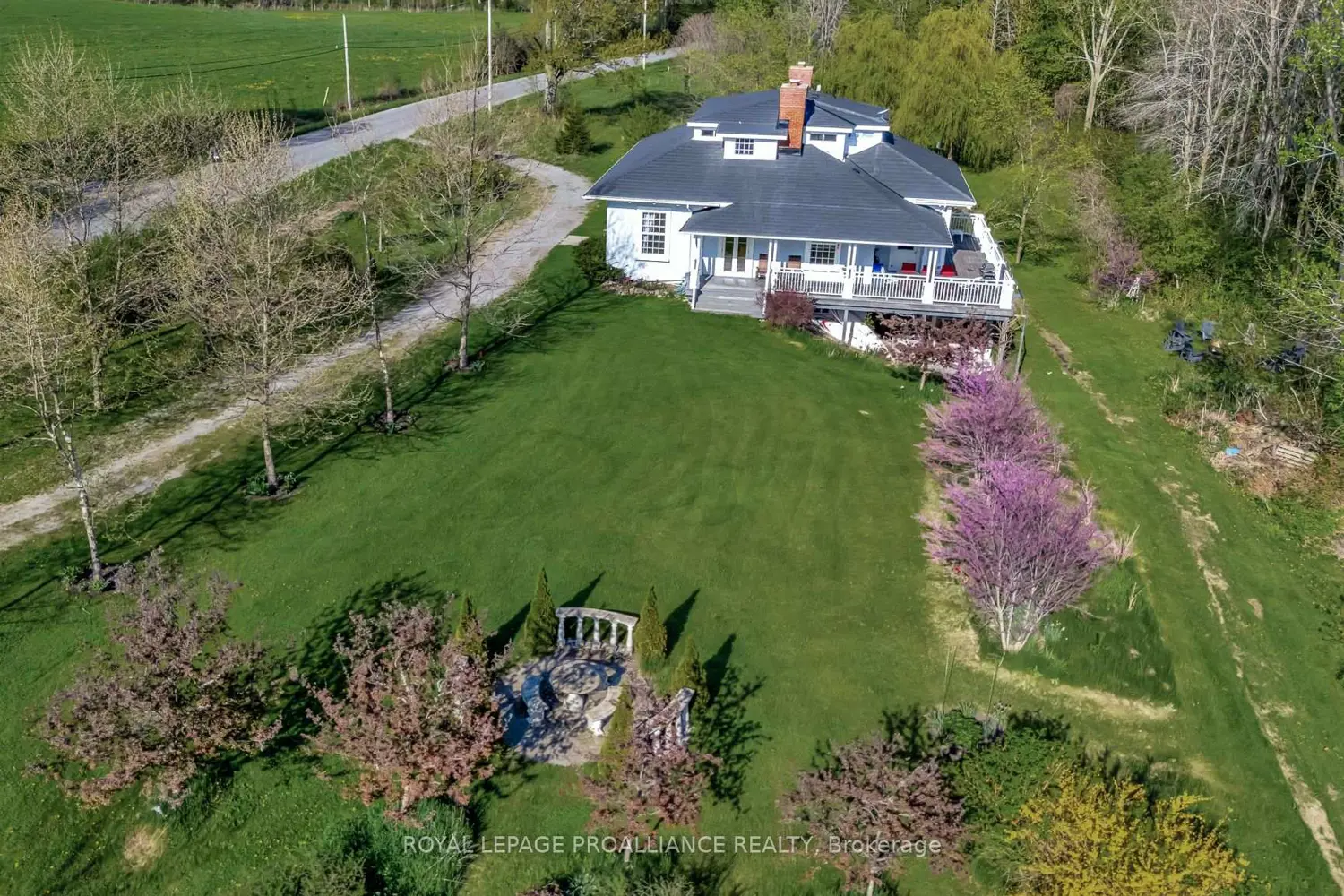 1479 Lakeside Drive photo 5