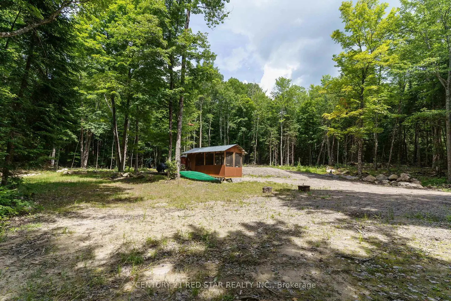 Additional image 3 of 2978 Glamorgan Road