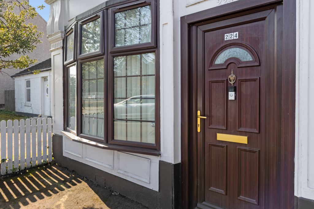 Additional image 21 of 2 bed flat for saleMain Street, Jamestown G83