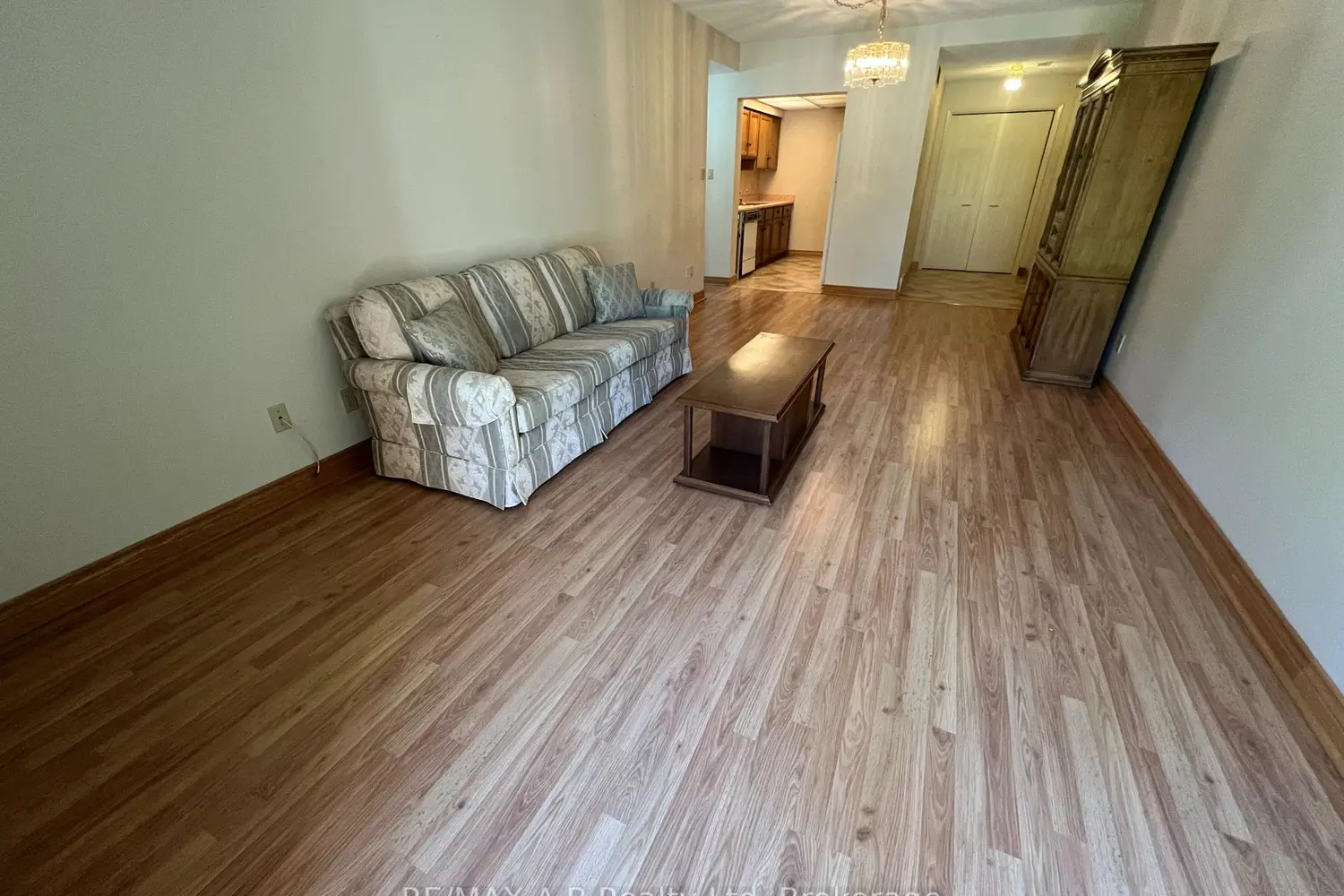 199 Hope Street 12 photo 2