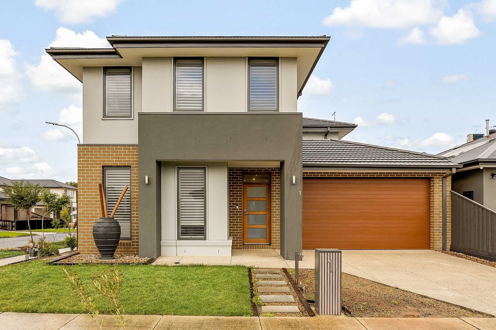 1 Persano Way, Taylors Lakes VIC 3038