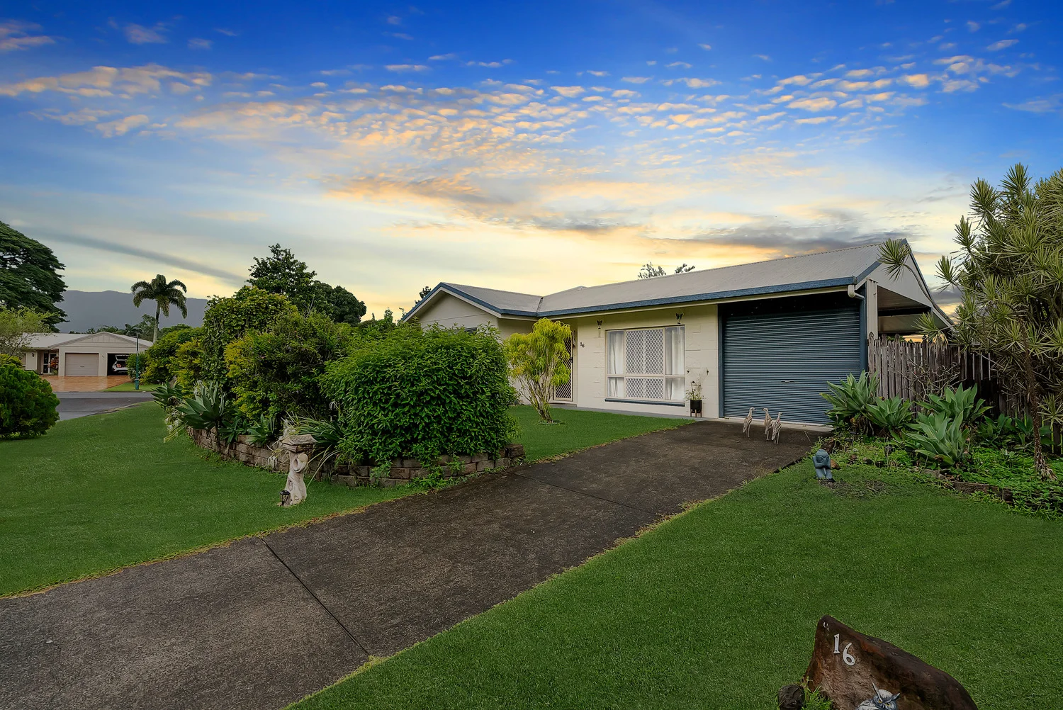 16 Osborn Crescent, Edmonton QLD 4869 photo 2