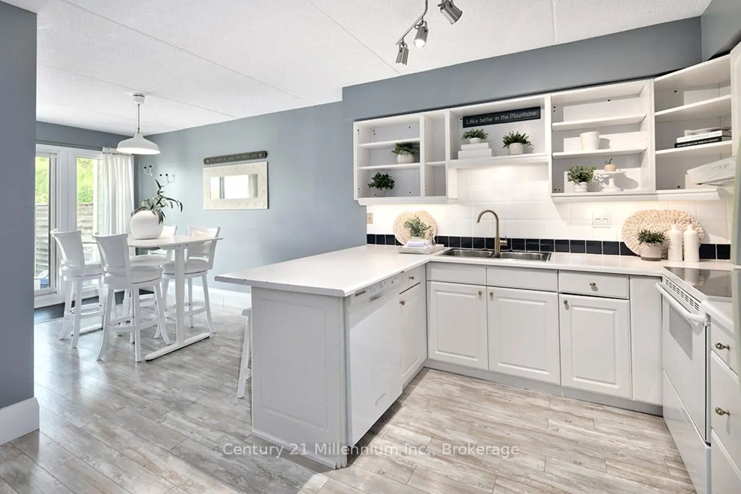 Additional image 6 of 796404 Grey Road 19 121