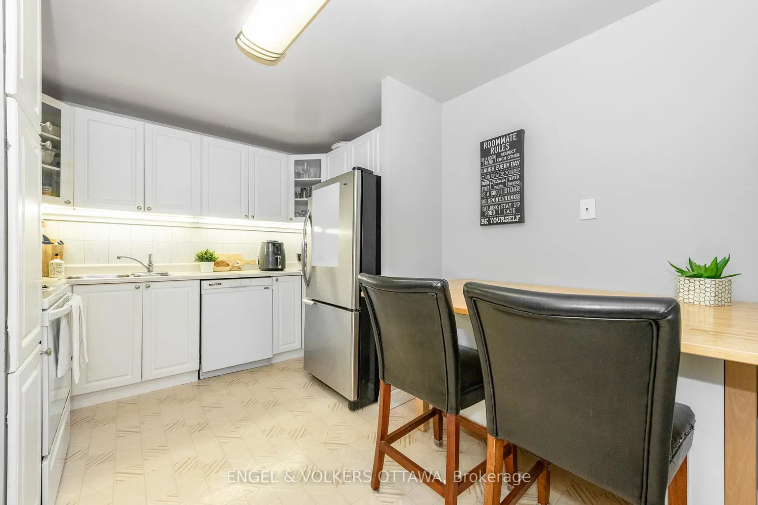 Additional image 9 of 373 Laurier Avenue 906