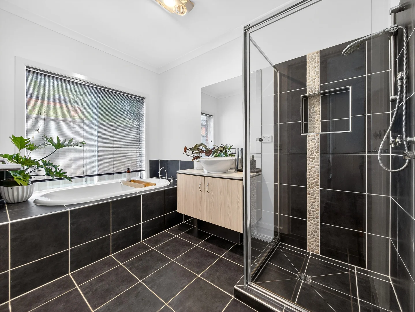 Additional image 21 of 18 Perry Circuit, Cranbourne North VIC 3977
