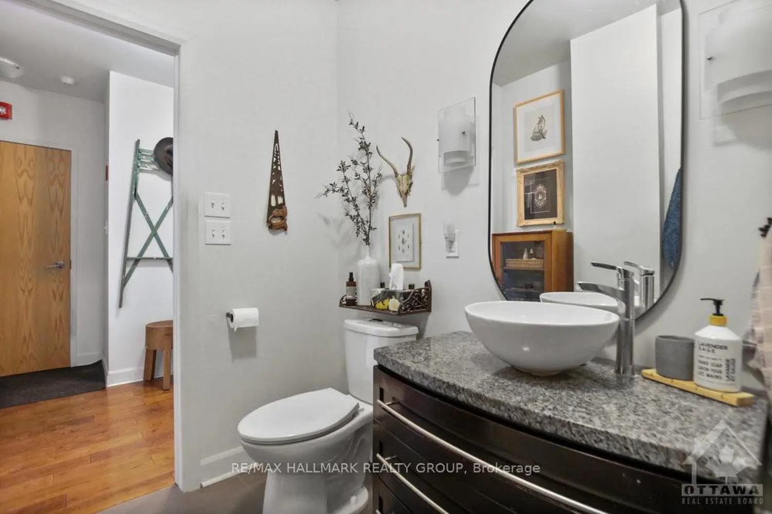 65 Mill Street 206
