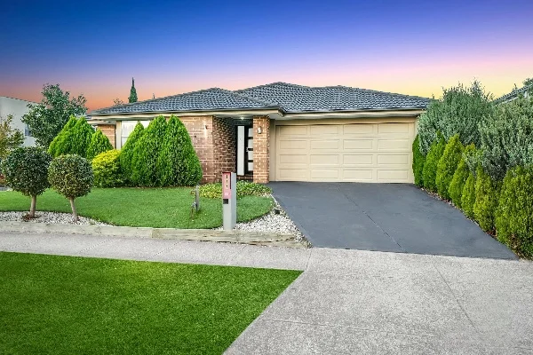 114 Malibu Boulevard, Point Cook VIC 3030