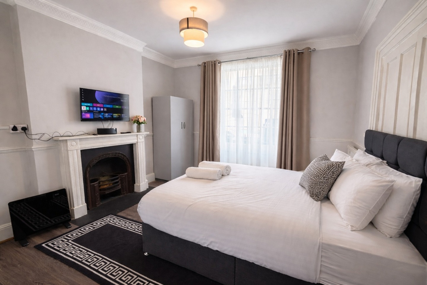 Studio Flat, Portsea Place, W2, N1 7GU
