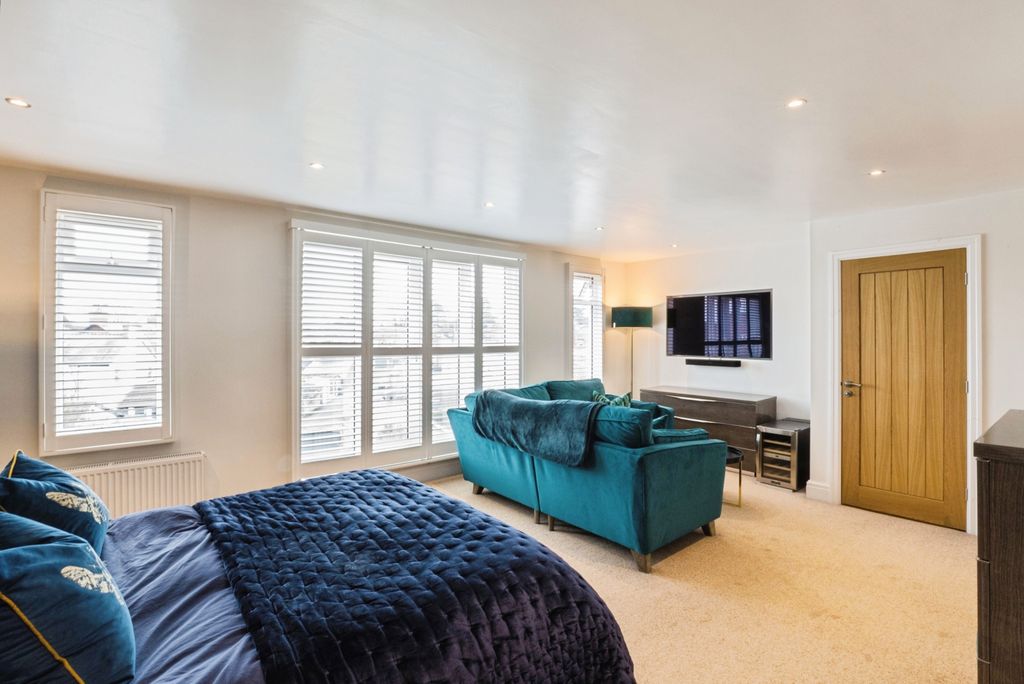 Additional image 17 of 5 bed semi-detached house for saleMythop Road, Lytham St. Annes FY8