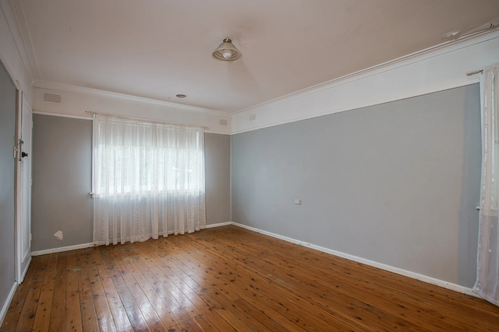 Additional image 3 of 339 Curlew Crescent, North Albury NSW 2640