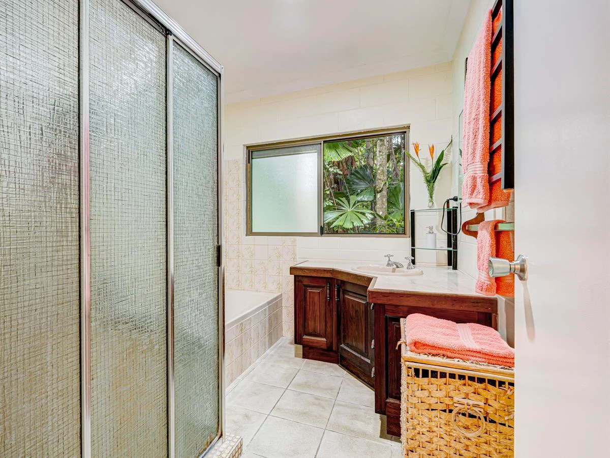 Additional image 18 of 3 Kurrajong Close, Wongaling Beach QLD 4852