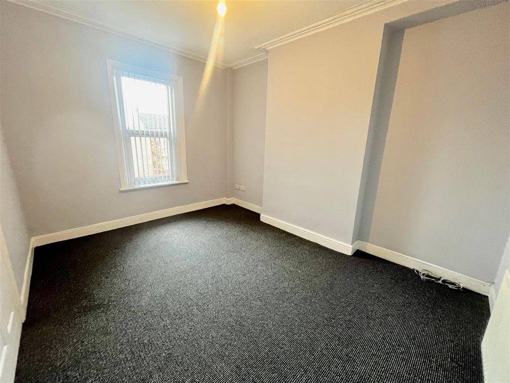 Additional image 5 of 3 bed maisonette for saleEastbourne Avenue, Bensham, Gateshead NE8