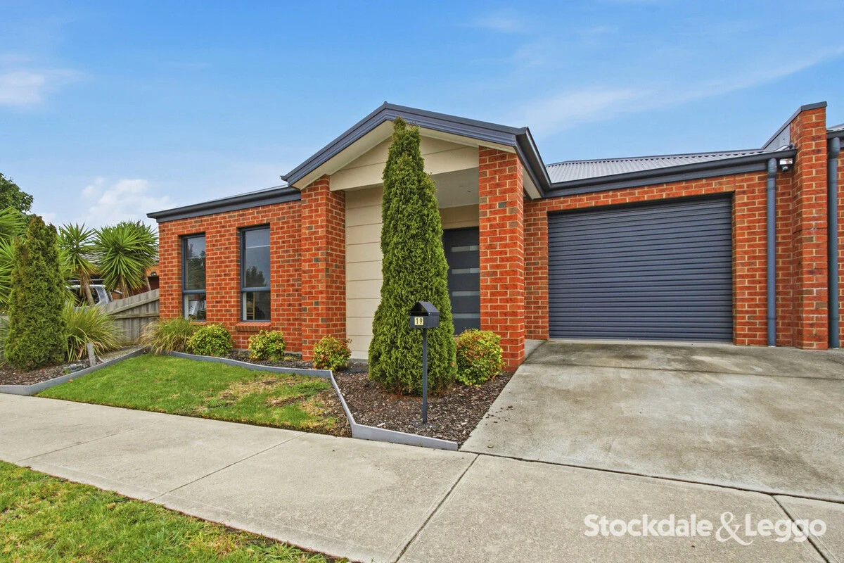 19 Roscommon Drive, Traralgon VIC 3844