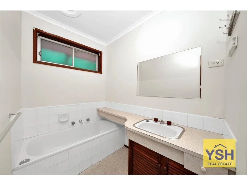 Additional image 7 of 206 Heaths Road, Hoppers Crossing VIC 3029