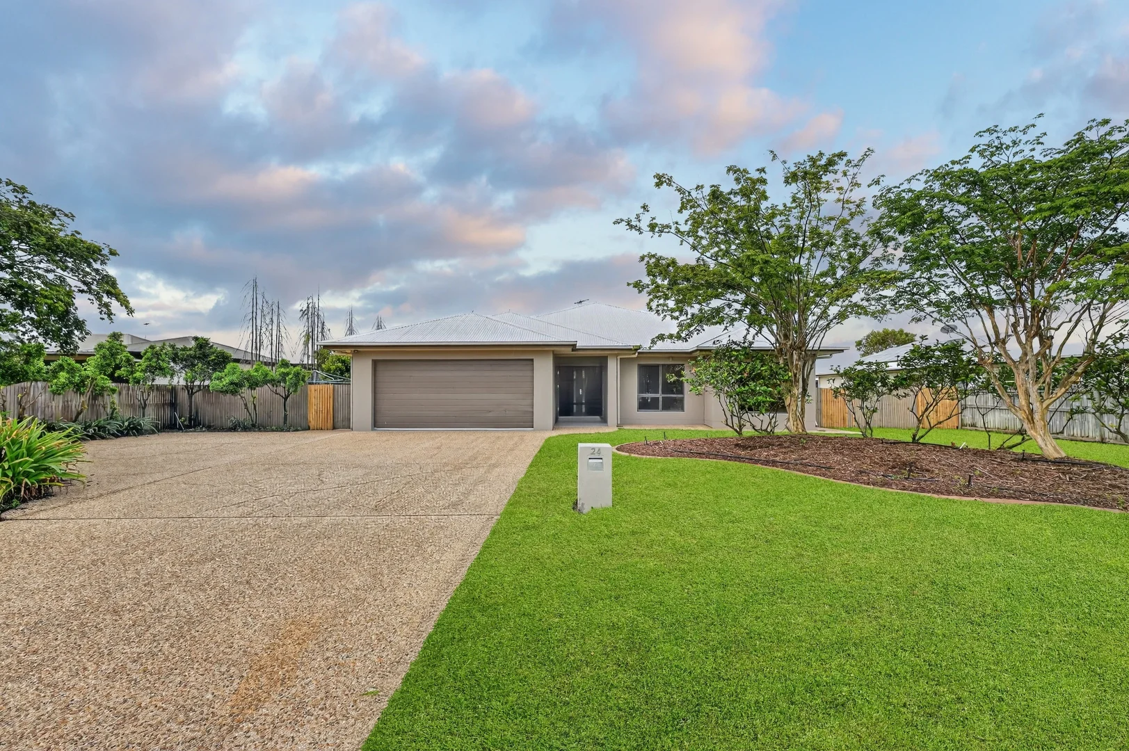 Additional image 3 of 24 Shoalmarra Drive, Mount Low QLD 4818