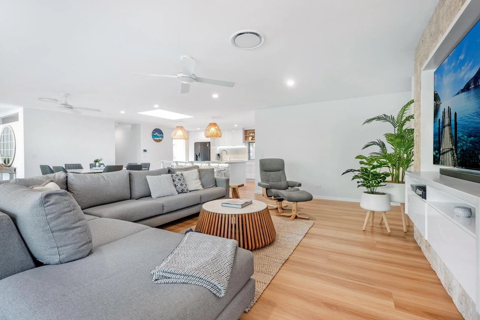 Additional image 3 of 46 Fairsky Avenue, Mermaid Waters QLD 4218
