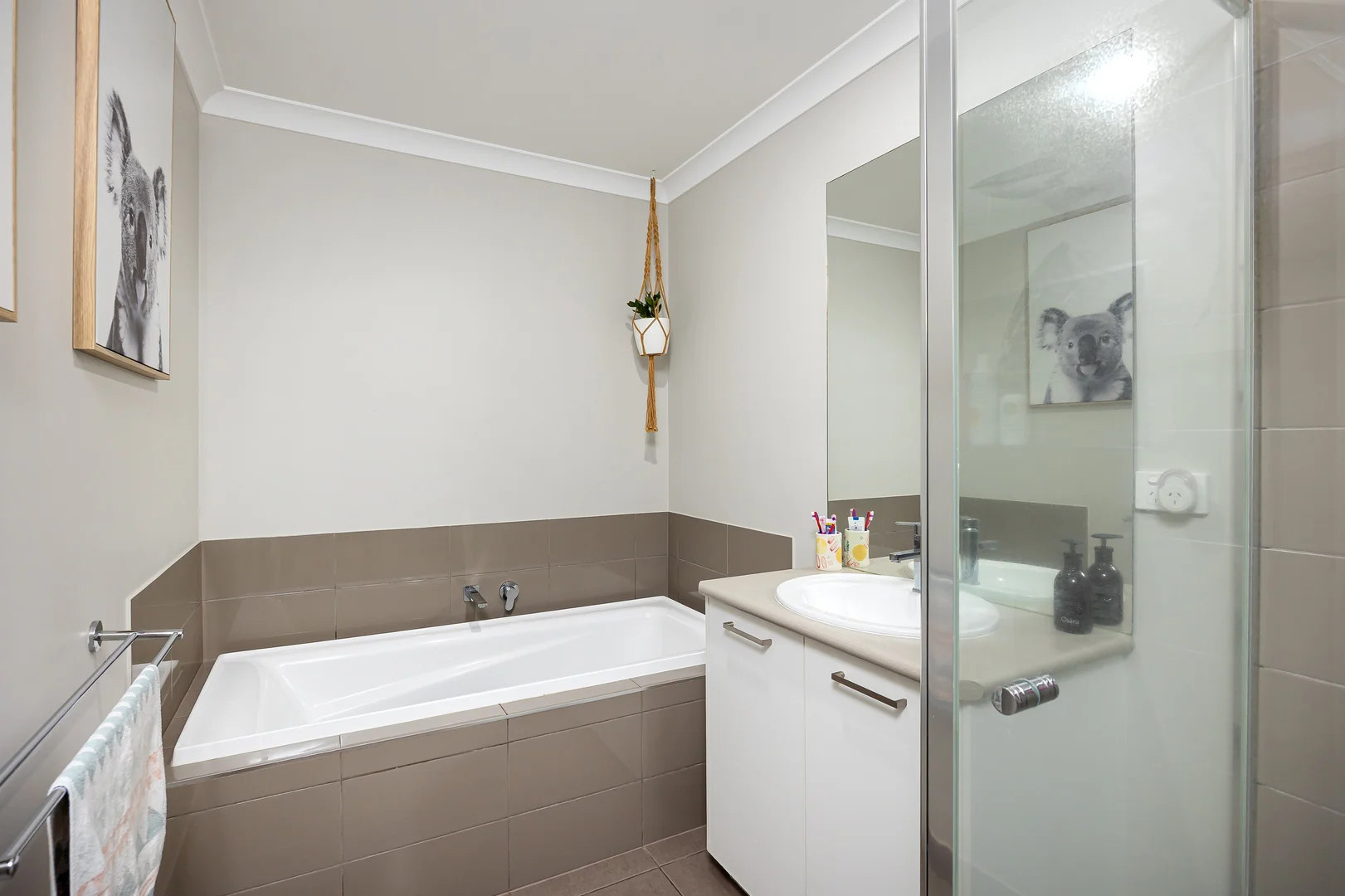 Additional image 11 of 6 Darcy Drive, Boorooma NSW 2650