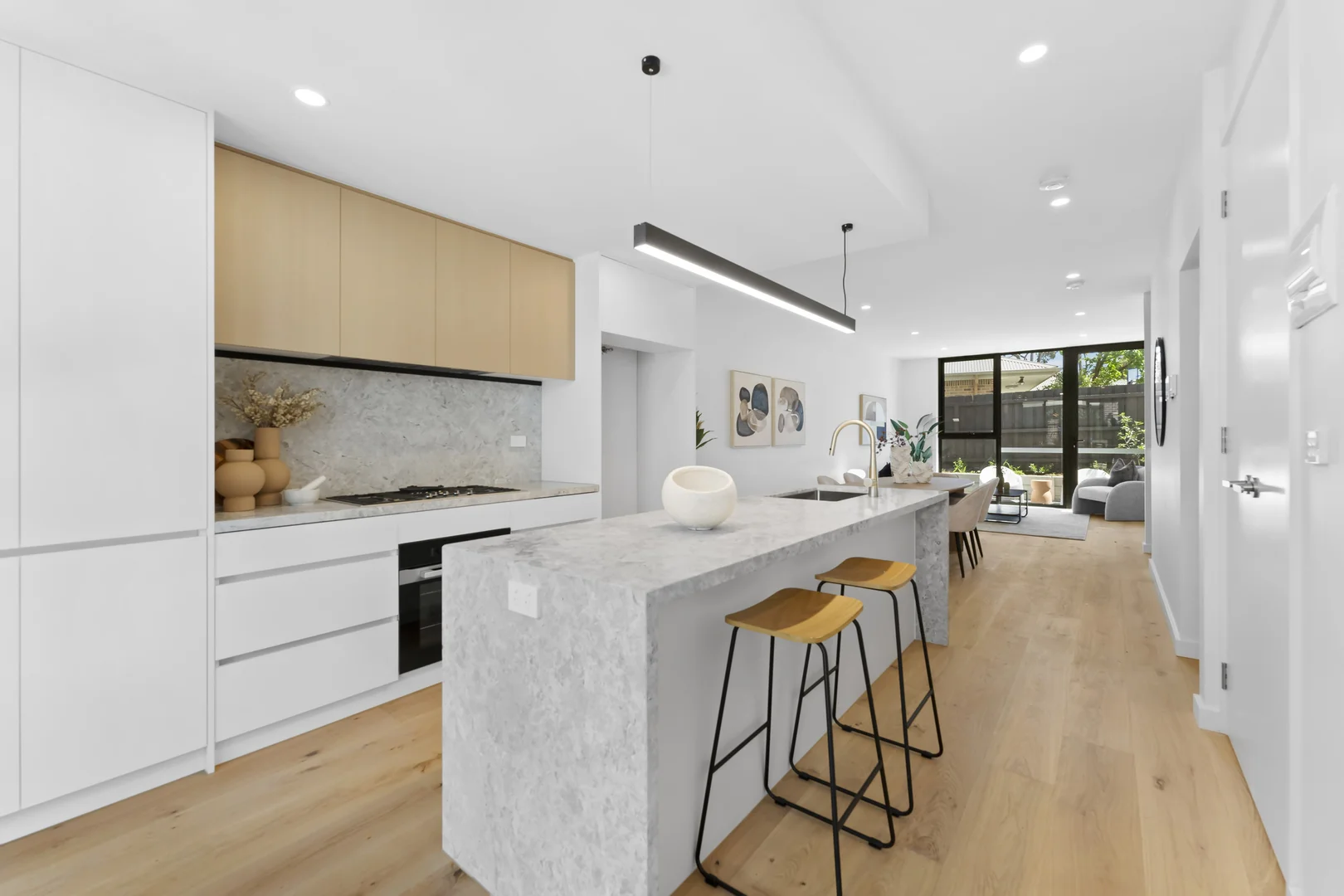 Additional image 2 of 16/19 Whitehorse Road, Blackburn VIC 3130